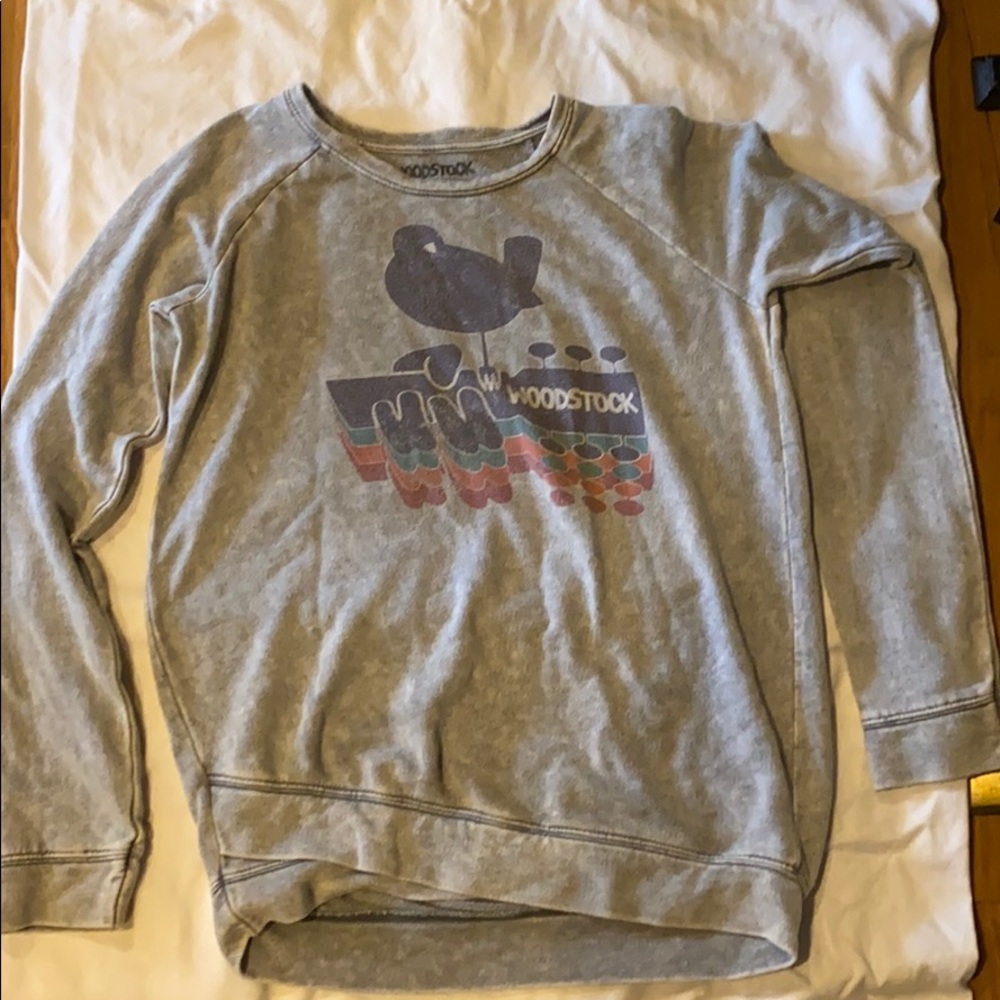 Woodstock pullover